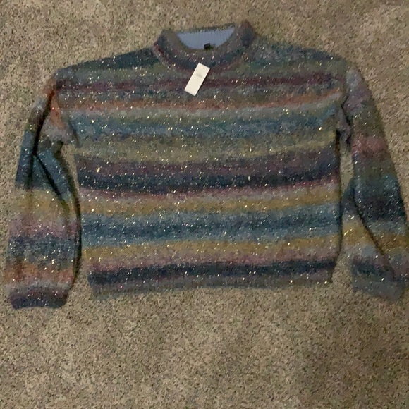 Banana Republic Sweater - Picture 2 of 4